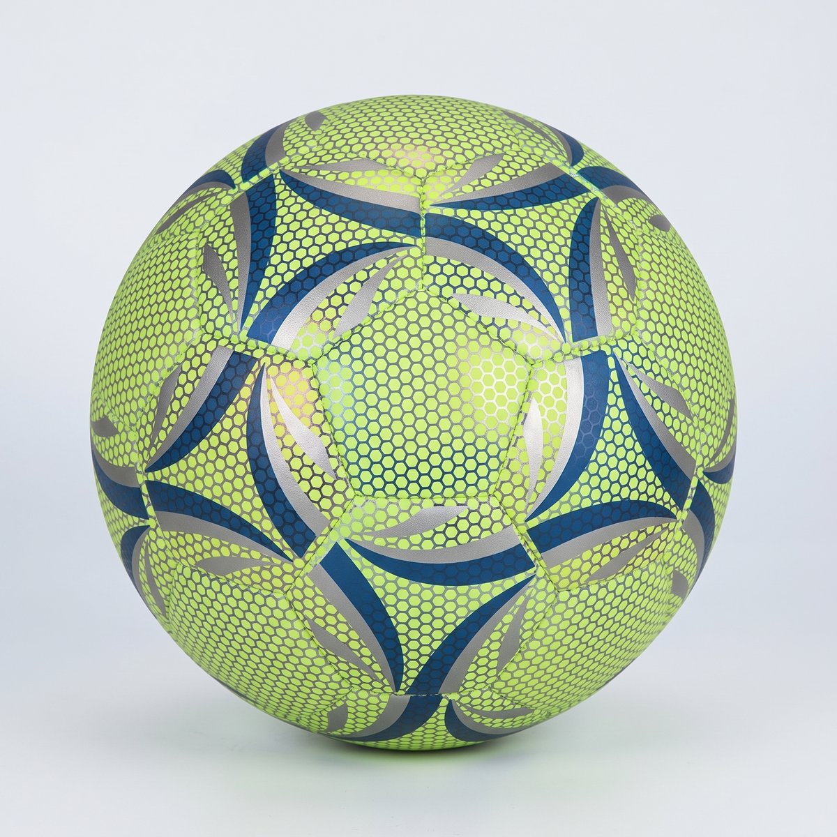 Leuchtball in daylight and glowing in the dark